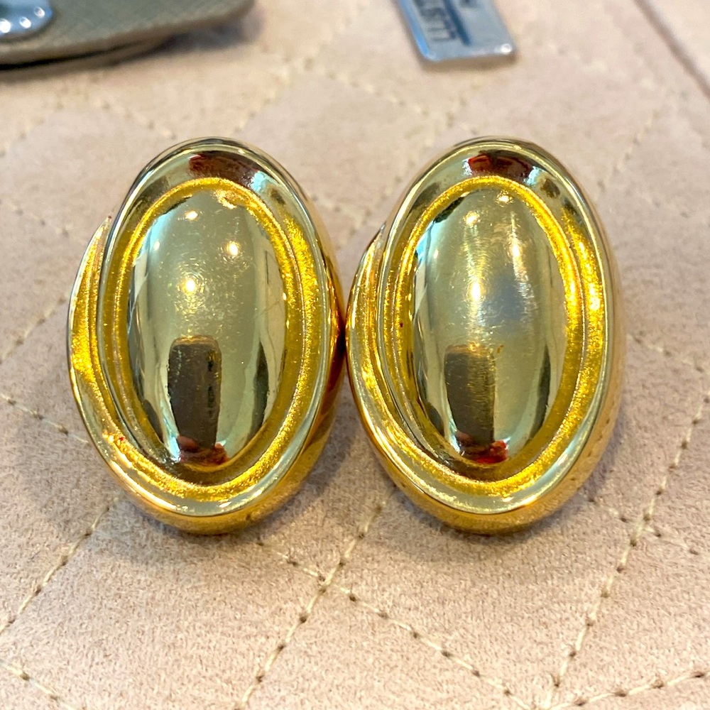 Vintage Gold-Tone Clip-On Earrings
